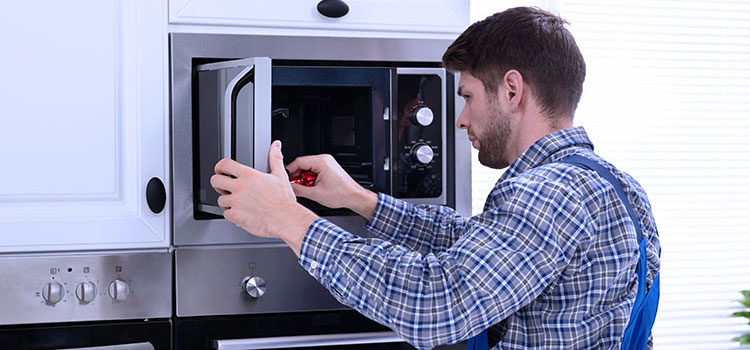 Roper Residential Microwave Repair in Saint John
